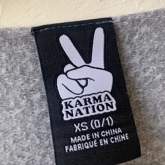 Yes Way Rose graphic pullover sweatshirt gray XS - Picture 6 of 7